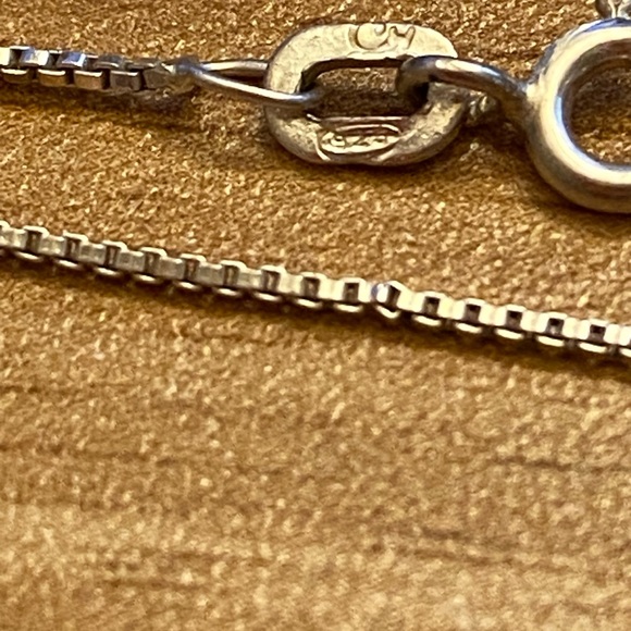 925 sterling silver Navajo signed Arnold Blackgoat cross pendant - Picture 12 of 13